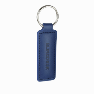 Gevoerde-leren-sleutelhanger-met-logo